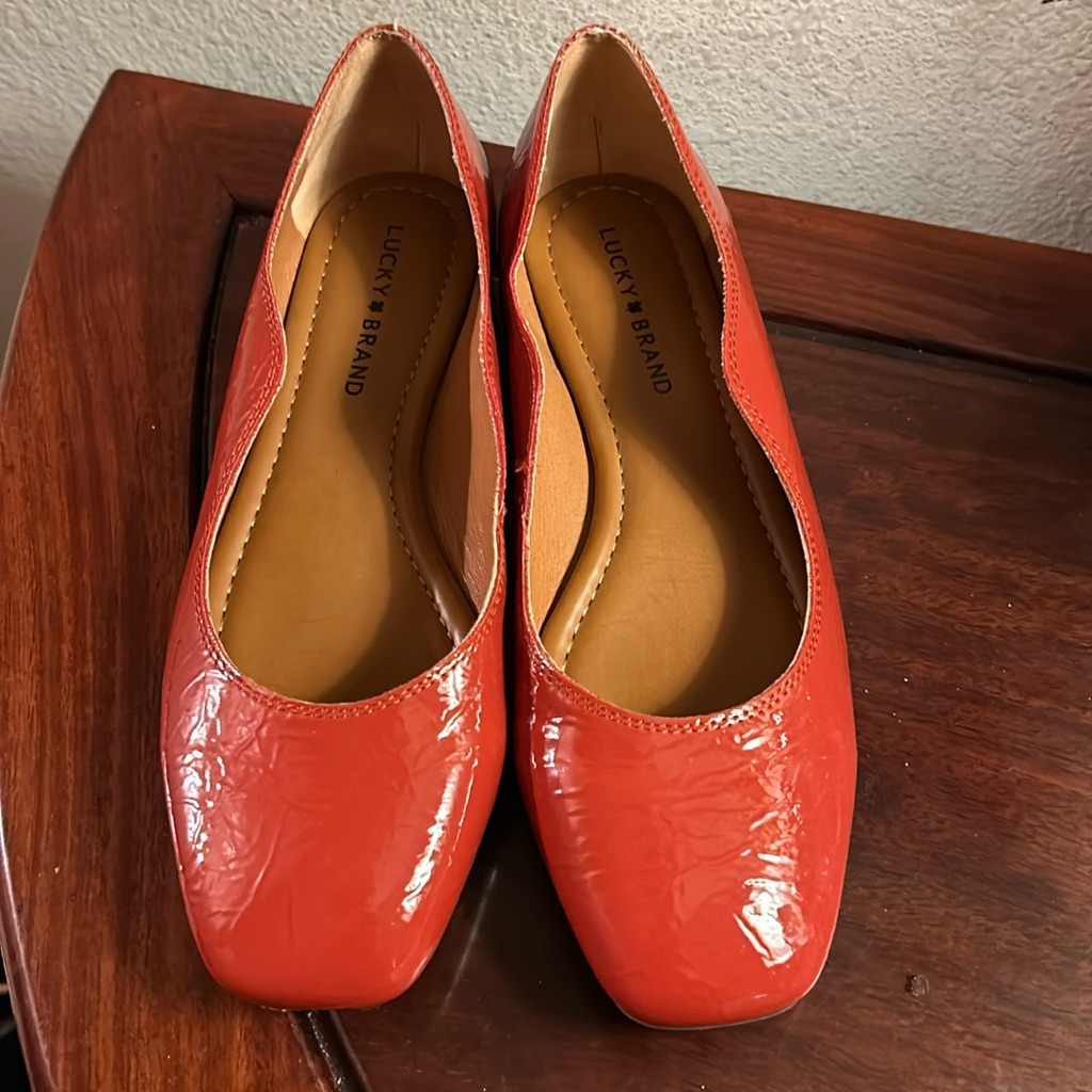Lucky Brand Flat Sz 10